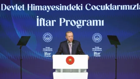 Cumhurbaşkanı Erdoğan, Devlet Himayesindeki Çocuklarla İftar Programına Katıldı