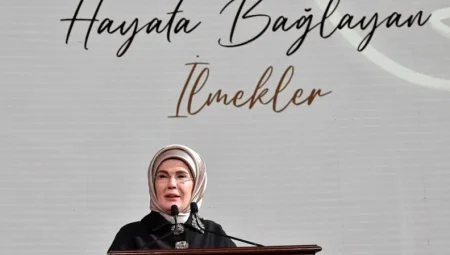 Emine Erdoğan, “Hayata Bağlayan İlmekler Projesi” Tanıtımına Katıldı