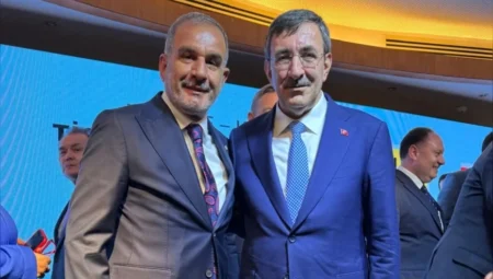 Elazığ Ticaret ve Sanayi Odası Başkanı İdris Alan, KKTC’de Düzenlenen Ekonomi Konferansında Nefes Kredisi Sorunlarını Dile Getirdi
